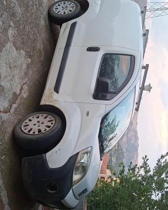 furgone compatto diesel 2010 