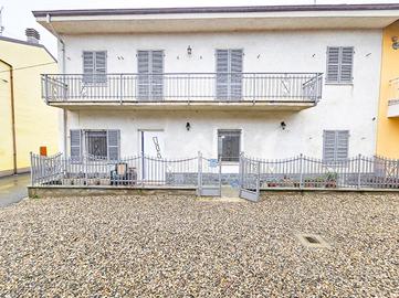 CASA SEMINDIPENDENTE A FRUGAROLO