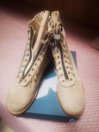 scarpe anfibi