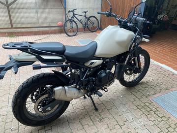 ROYAL ENFIELD HIMALAYAN 450 (OTT.2025)