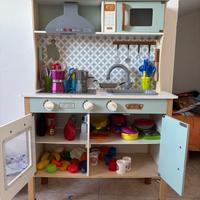 Cucina per bambini in legno con accessori