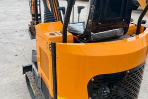 Mini escavatore 15q Nuovo