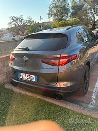 Stelvio q4 2.2 210cv
