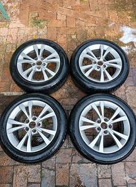 Cerchi Alfa Romeo da 16 gomme Bridgestone invernal