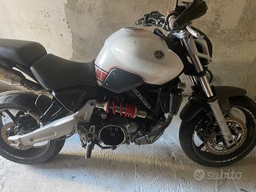 Yamaha mt 03 patente a2