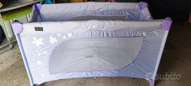 Lettino da campeggio.