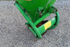 Spandiconcime eurospand con convogliatore