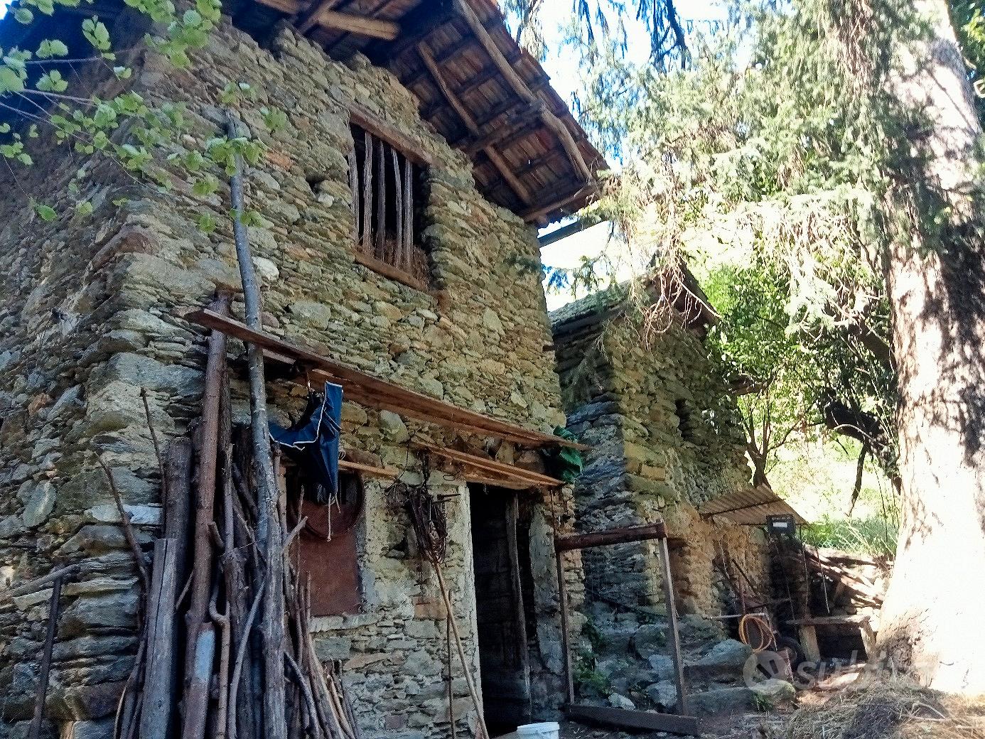 coppia di rustici - Vista 2