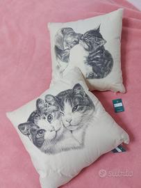 cuscini arredo con stampa gatti e cane