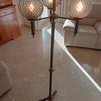 Piantana / lampada in bronzo a 3 sfere. 50€