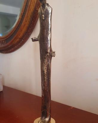 scultura in ottone 