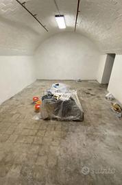 MAGAZZINO IN ZONA COLLI ALBANI!