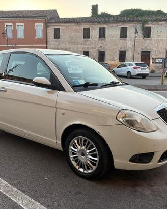 Lancia Ypsilon del 2009, 1.4 GPL