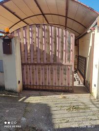 Locale uso magazzino