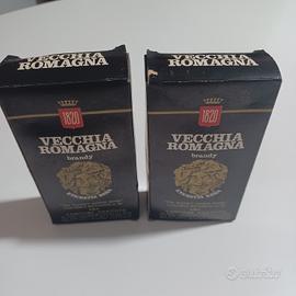 Coppia bottigliette  rare Vecchia Romagna 