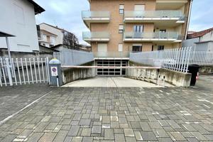 Box/Posto auto Bra [2GVRG]