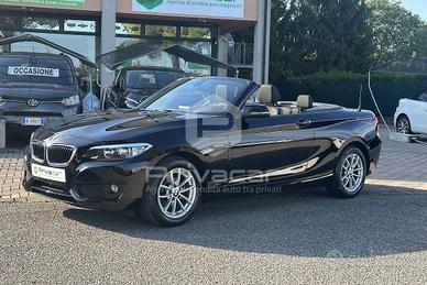 BMW 218i Cabrio Advantage
