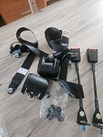 Cinture di sicurezza 