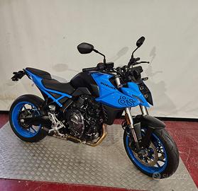 SUZUKI GSX-8S