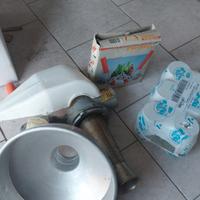 Attrezzature per  fare le conserve di pomodoro