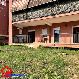 Appartamento con terrazzo e giardino