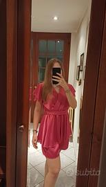 Tutina elegante ed elasticizzata fucsia