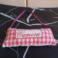Accessorio decorazione per la camera rosso beige