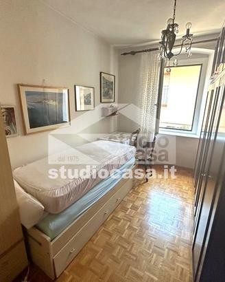 LETTO SINGOLO e ARMADI 2 & 4 ANTE