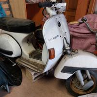 Piaggio Vespa 125 PX