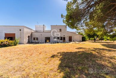 Villa - Gioia del Colle