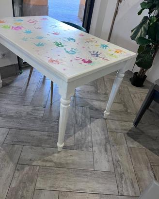 Tavolo per esposizione