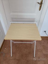 Scrivania pieghevole
