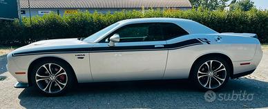 Dodge Challenger 5.7 HEMI V8 375 CV