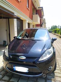 Ford fiesta 6a serie 2010 1.4 benz/gpl