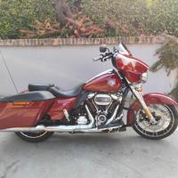 Harley-davidson FLHX Street Glide Special 114