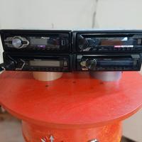 AUTORADIO con USB CD AUX non ha bluetooth