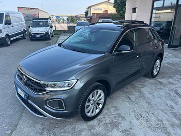 VOLKSWAGEN T-Roc 1.0 TSI Life