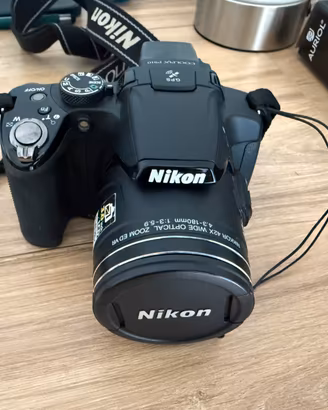 Fotocamera Bridge Nikon COOLPIX P510 + Kit Accesso