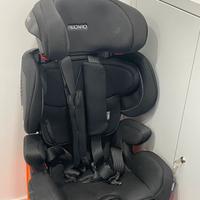 seggiolino auto Recaro con altoparlanti