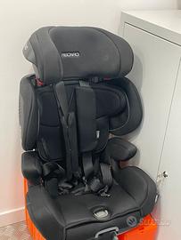 seggiolino auto Recaro con altoparlanti