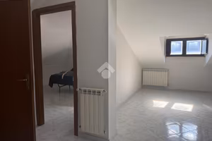 3 LOCALI A ARTENA