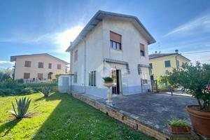 VILLA SINGOLA A SANTARCANGELO DI ROMAGNA