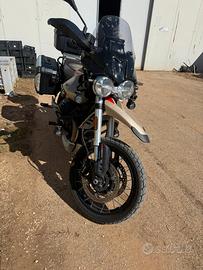 Moto guzzi v85 tt centenario