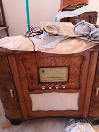 Mobili d epoca vari tipi