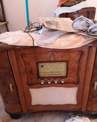 Mobili d epoca vari tipi