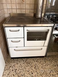 Cucina a legna