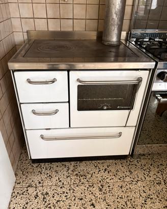 Cucina a legna