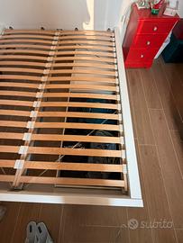 Letto matrimoniale Ikea