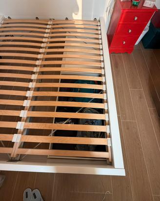 Letto matrimoniale Ikea