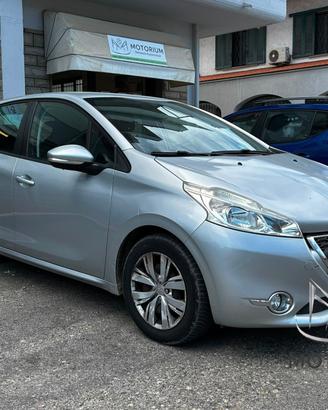 Peugeot 208 ACCESS 1.2 VTI 82CV